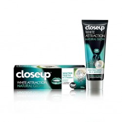 Close Up White Attraction Natural Glow With Coconut Extract & Bamboo Charcoal 75 ml