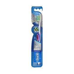 Oral-B Extra Clean Toothbrush Red